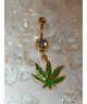 piercing nombril cannabis couleur doré strass blanc feuille verte