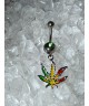 piercing nombril cannabis strass vert bijou pendantif feuille rouge jaune vert weed joint marijuana