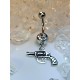 Piercing nombril petit pistolet arme pendentif strass blanc