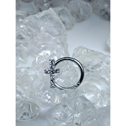 Piercing anneau clickers nez stud narine oreille lobe conch septum croix strass blanc helix daith septum